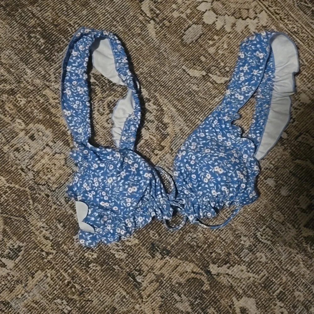 Bikini top - Picture 1 of 1